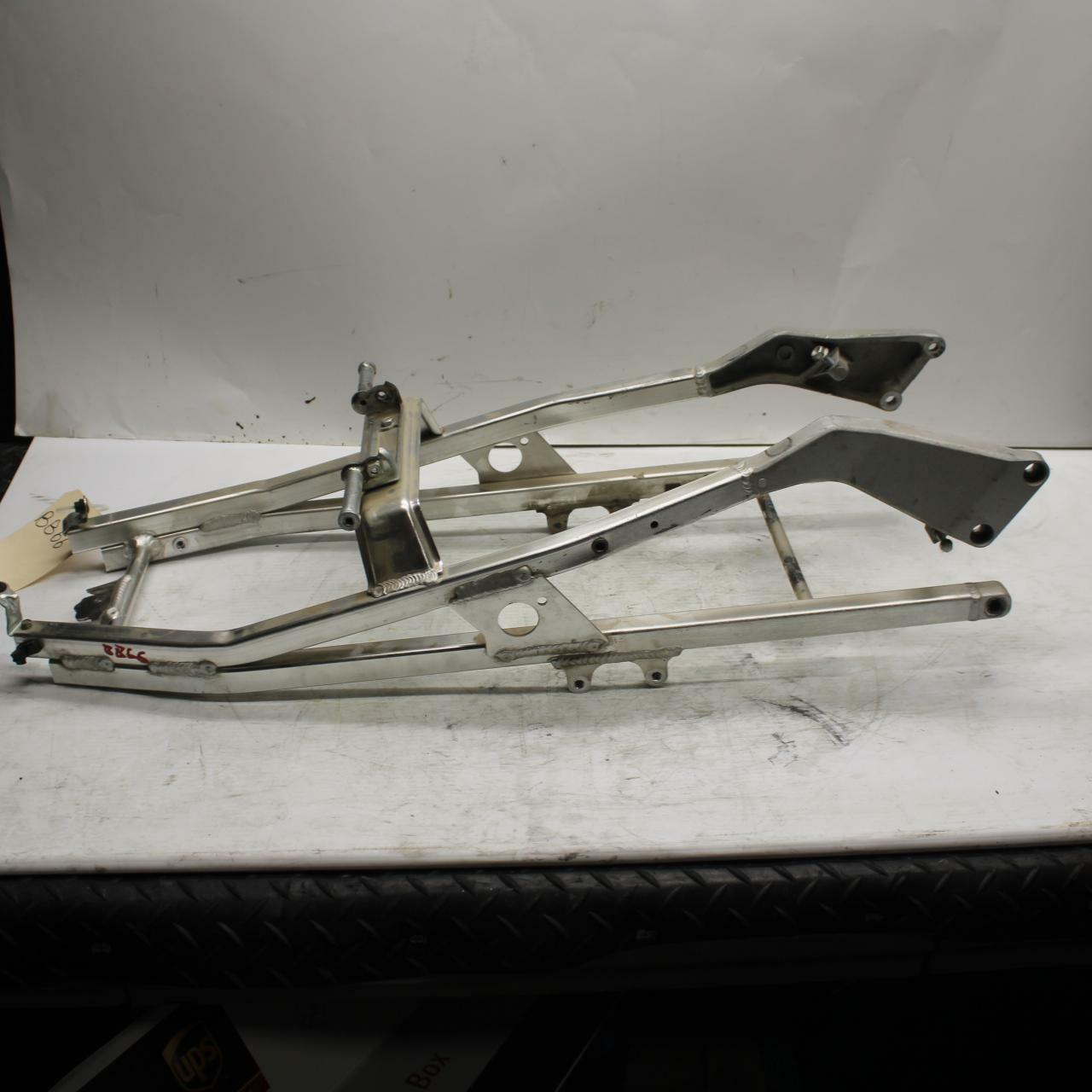 00-01 HONDA CBR929RR REAR BACK TAIL SUBFRAME SUB FRAME BB66