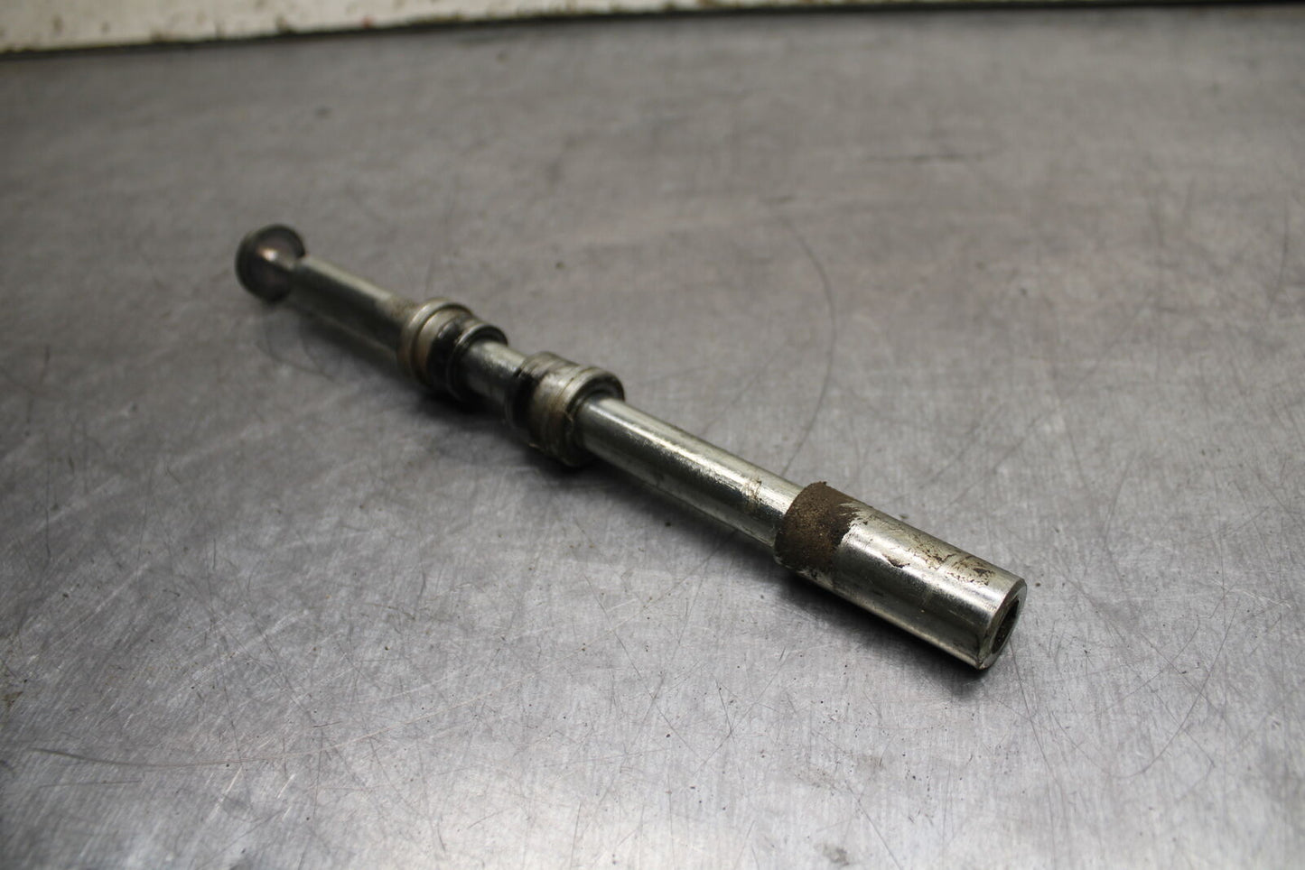 13-16 KTM 390 DUKE FRONT WHEEL RIM AXLE PIVOT BOLT BB748