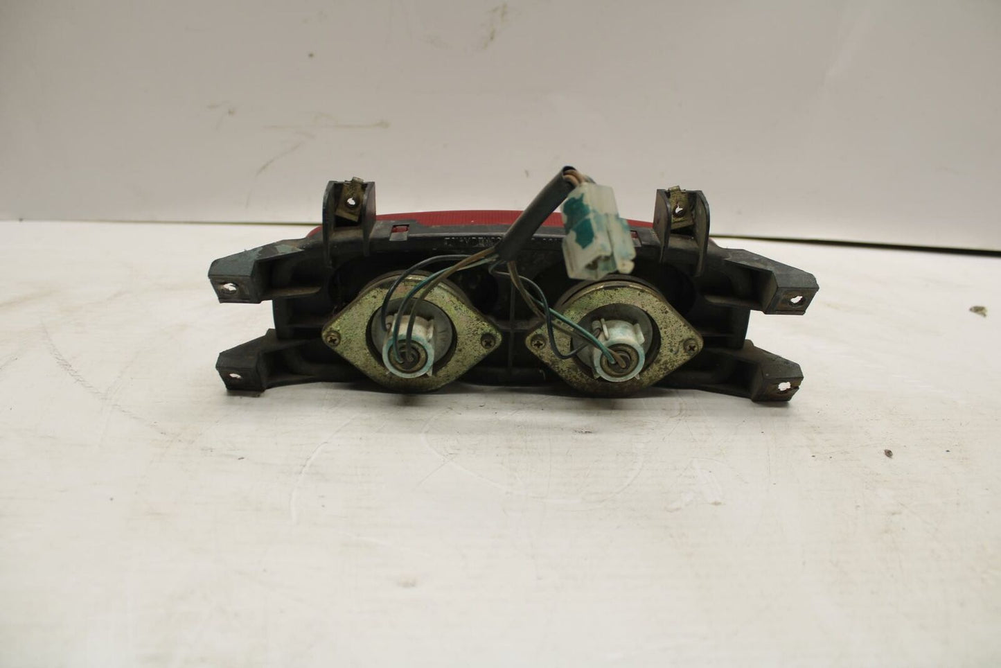 93-96 SUZUKI GSXR750W REAR TAIL TAILLIGHT BACK BRAKE LIGHT BB266