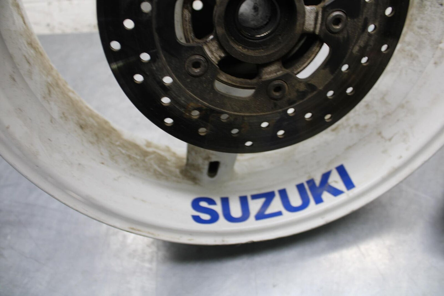 2001 Suzuki GSXR600 REAR WHEEL RIM ROTOR BB59