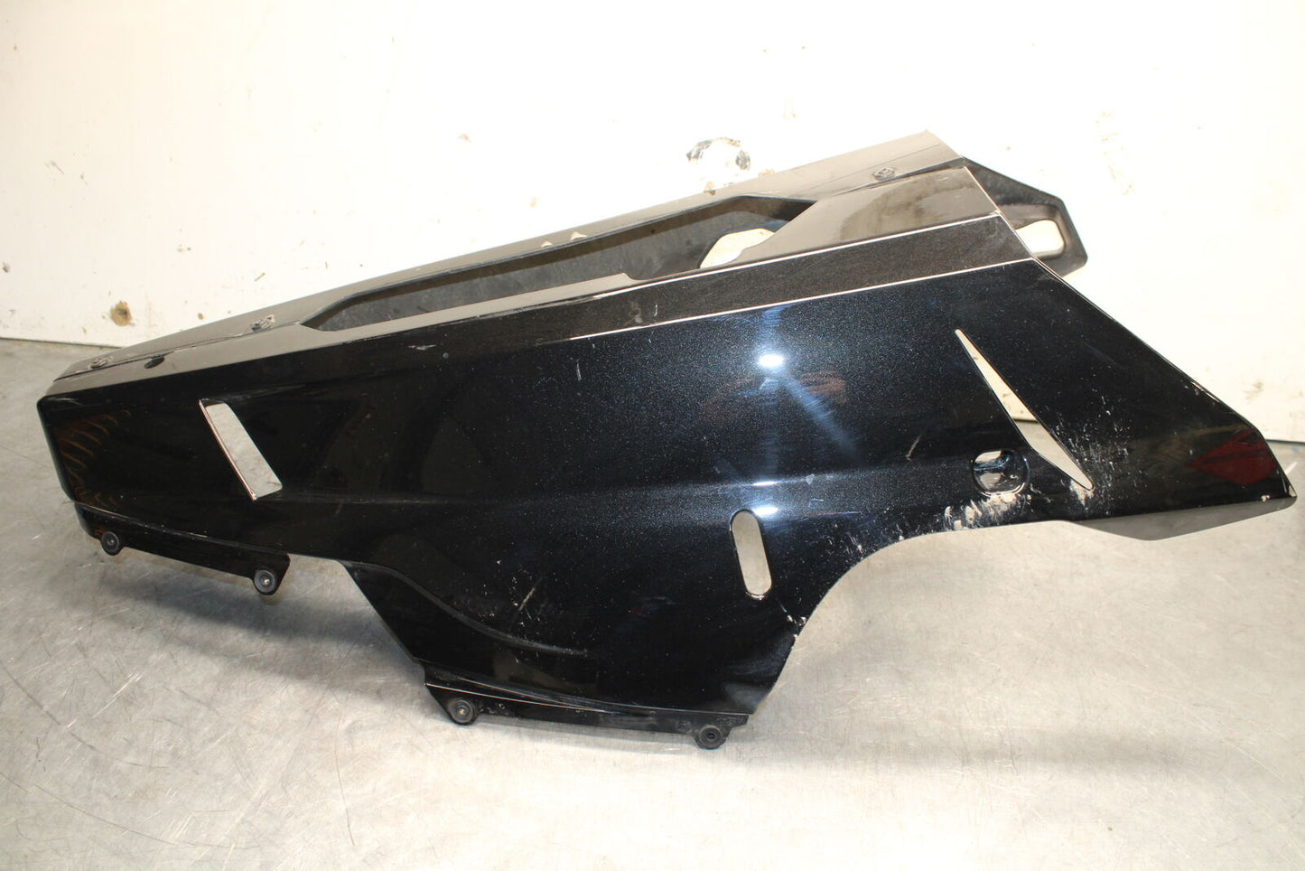 08-13 DUCATI 848 EVO LOWER BOTTOM BELLY FAIRING COWL BB667