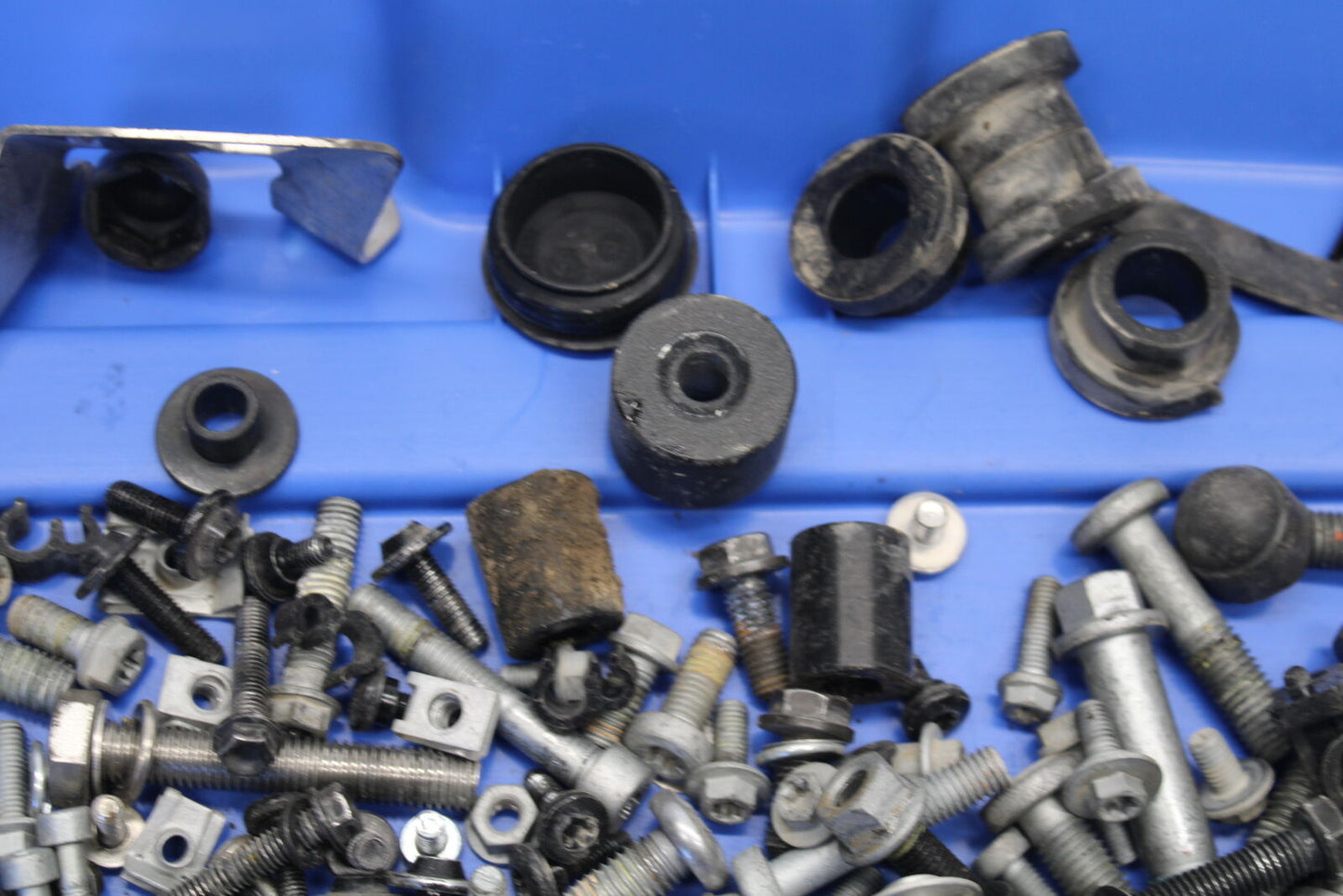 21-24 KTM 890 ADVENTURE R MOUNTING BOLTS HARDWARE MOTOR SCREWS BB723