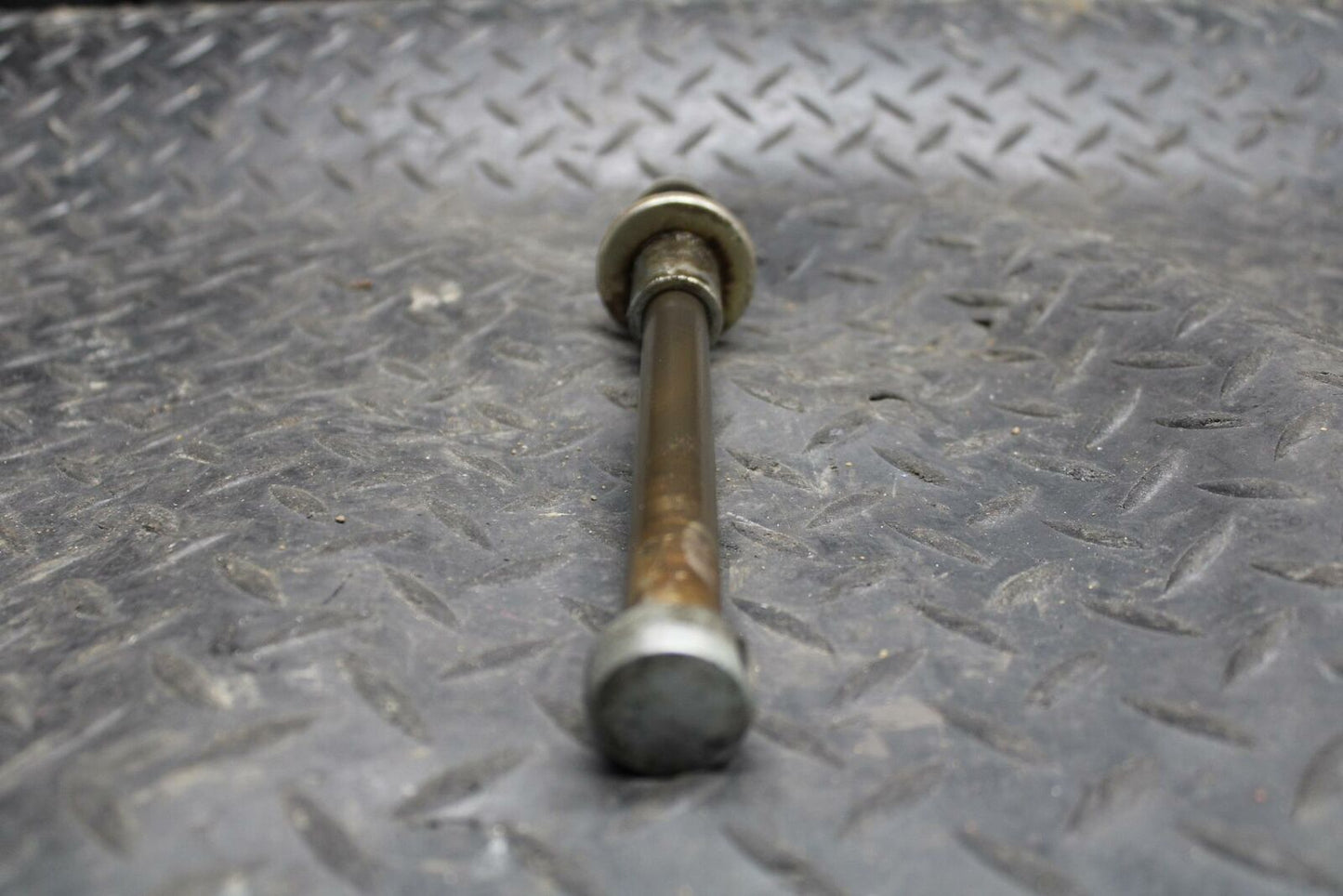 78 SUZUKI GS550E FRONT WHEEL RIM AXLE PIVOT BOLT BB212
