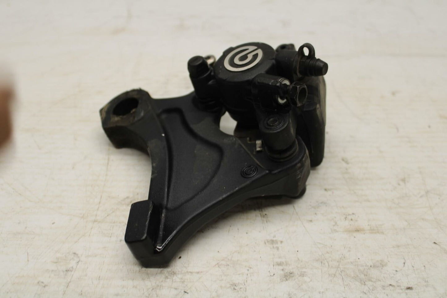 07-16 TRIUMPH STREET TRIPLE BREMBO REAR BACK BRAKE CALIPER MOUNT BRACKET BB356