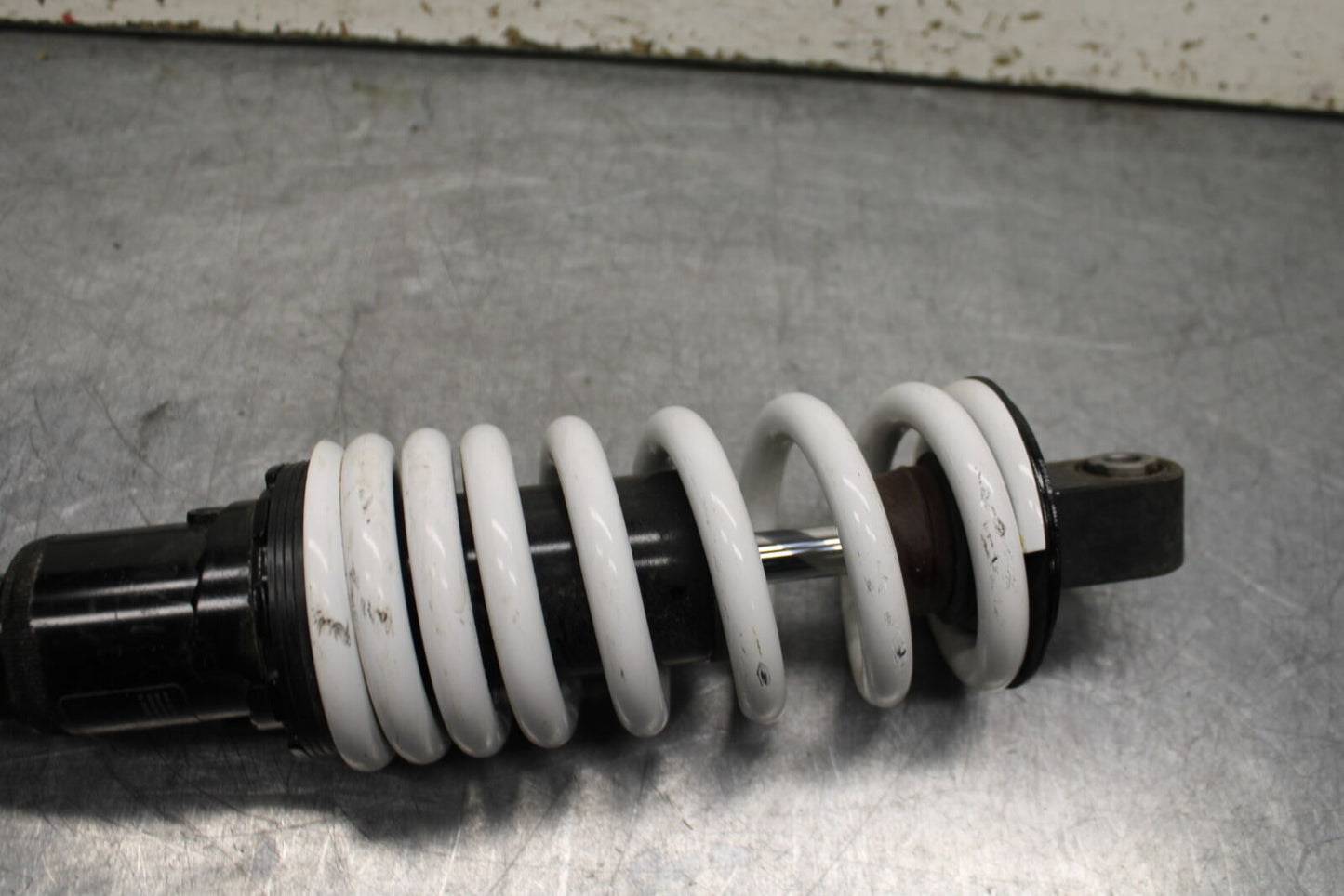 17-24 KTM 390 DUKE REAR BACK SHOCK ABSORBER SUSPENSION BB734