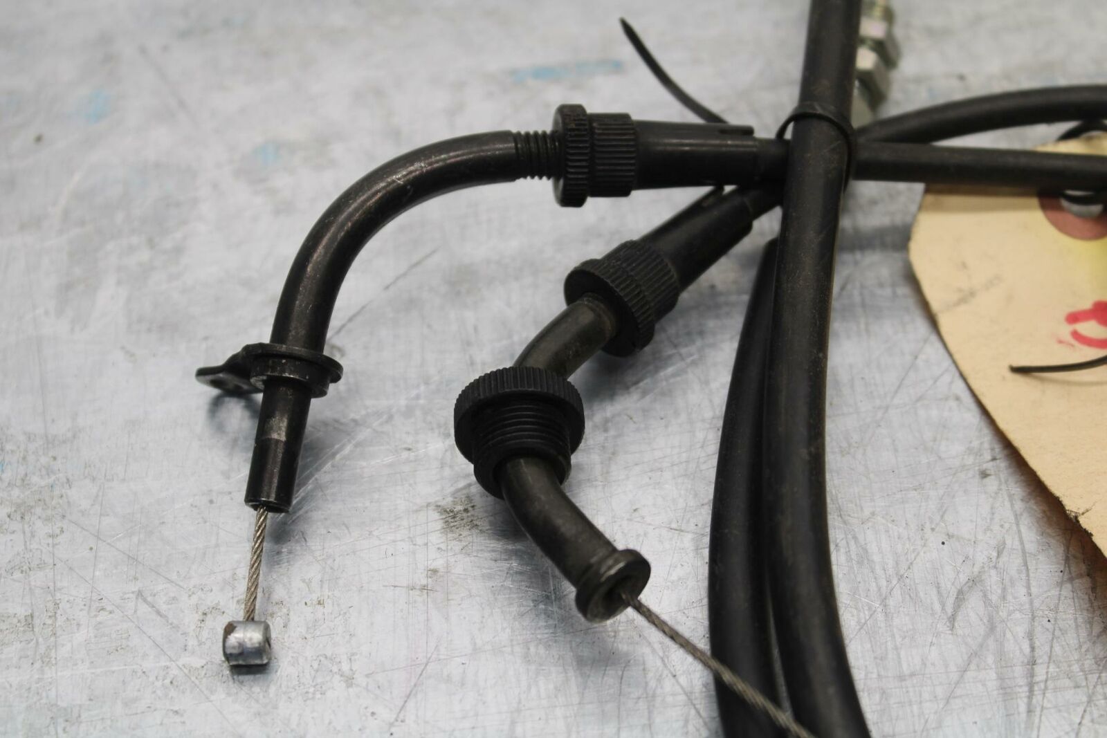 01-02 SUZUKI GSXR750 THROTTLE CABLES LINES BB28 A