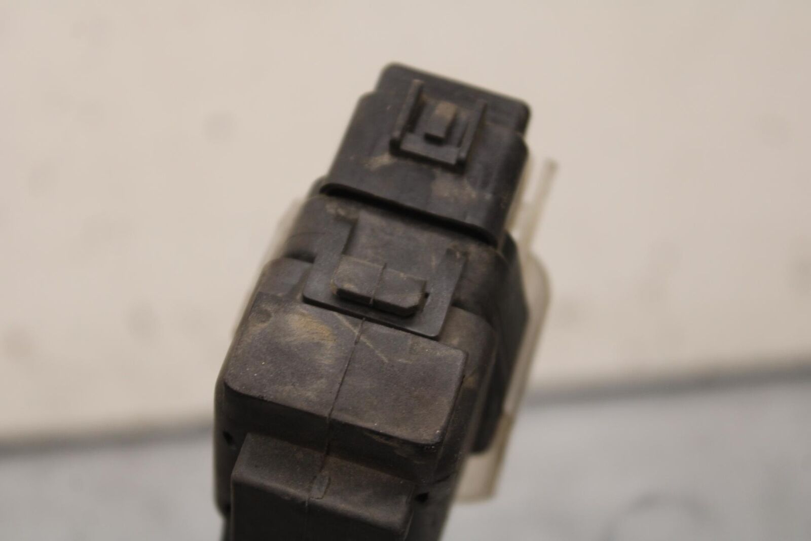 01-03 SUZUKI GSXR600 ENGINE STARTER RELAY STARTING MOTOR SWITCH BB633