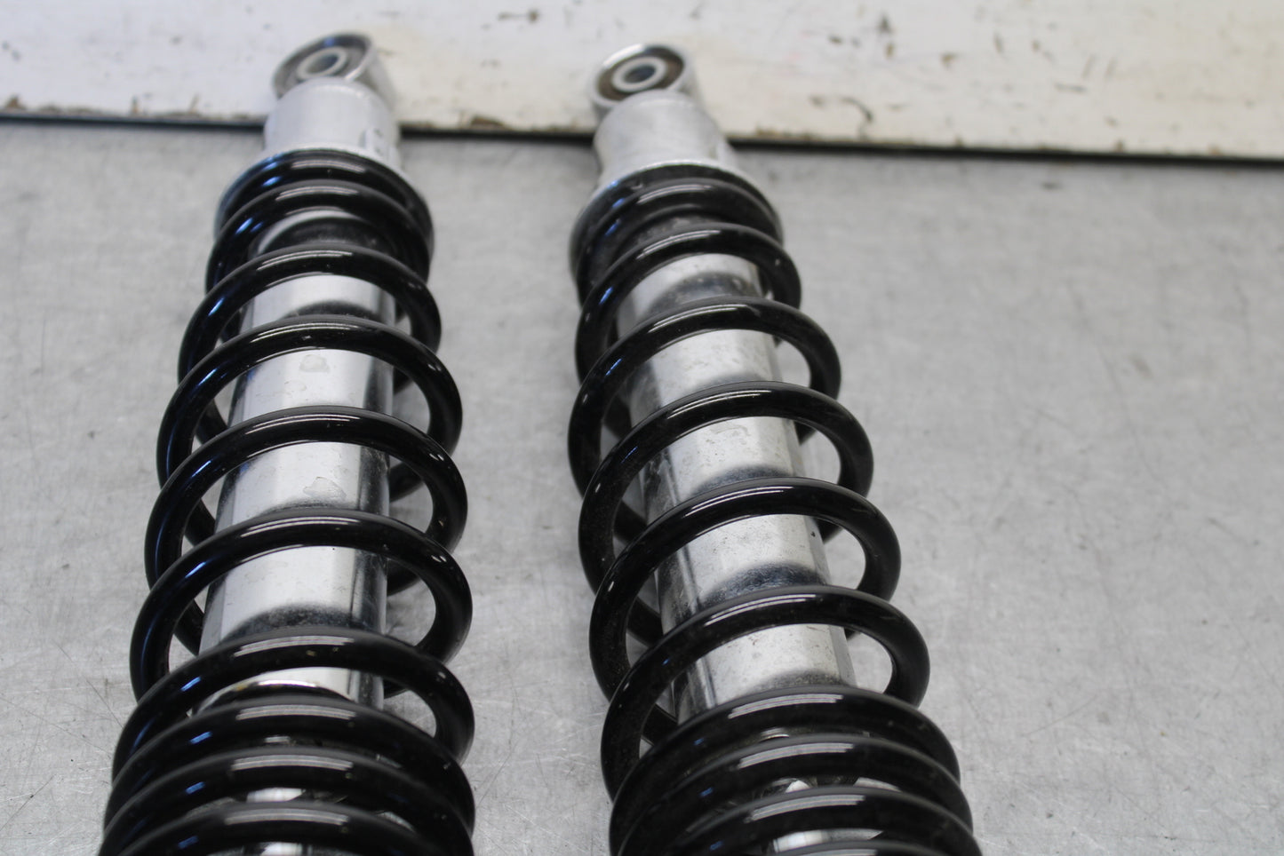 19-21 TRIUMPH SPEED TWIN 1200 REAR BACK SHOCK ABSORBER T2050599 BB653