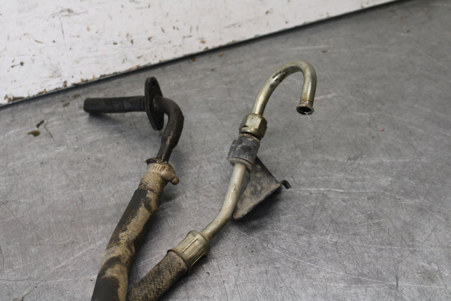 01-05 YAMAHA RAPTOR 660R OIL HOSE LINE TUBE PIPE BB695