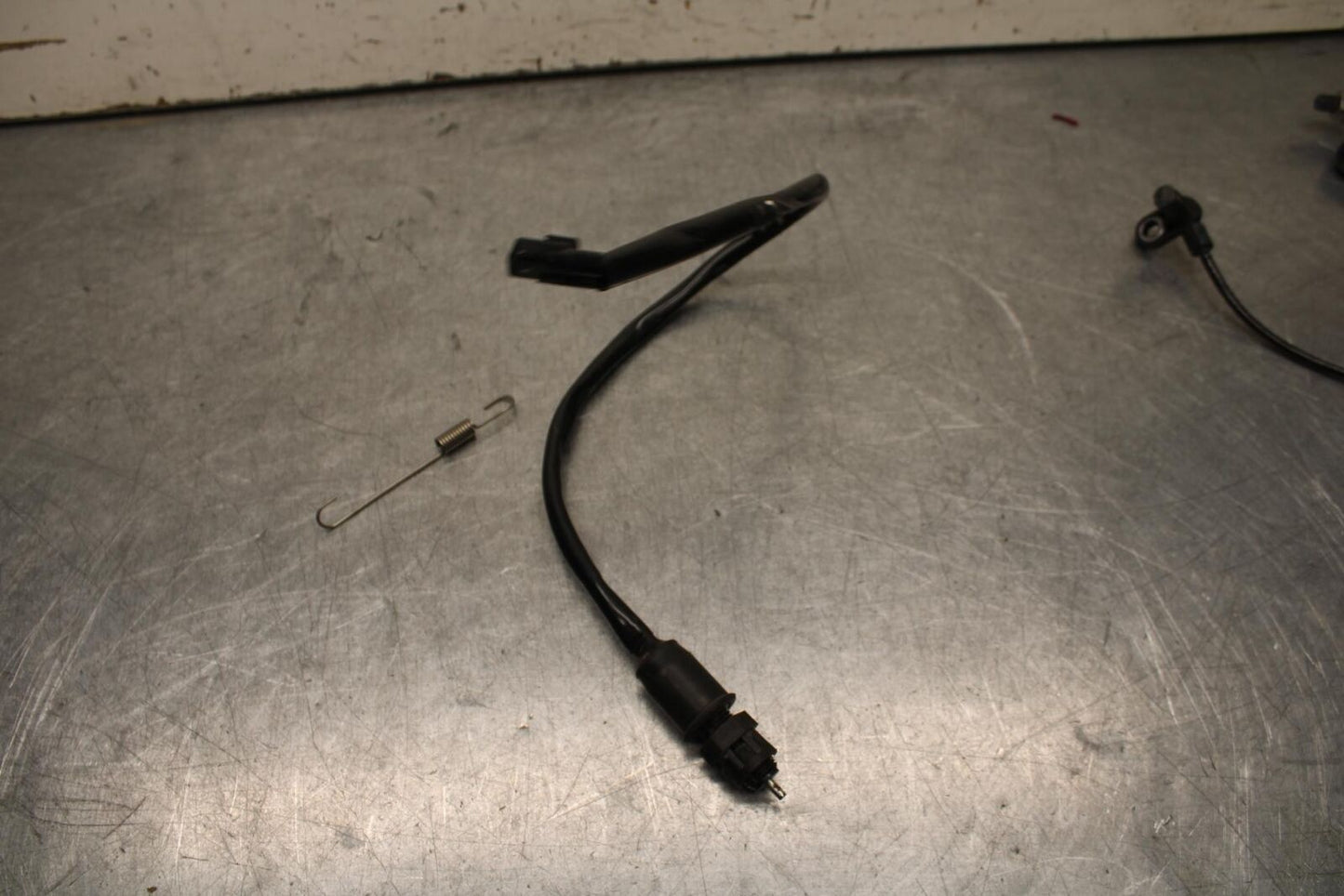 23-24 KAWASAKI NINJA ZX4R REAR BRAKE STOP SWITCH BB638