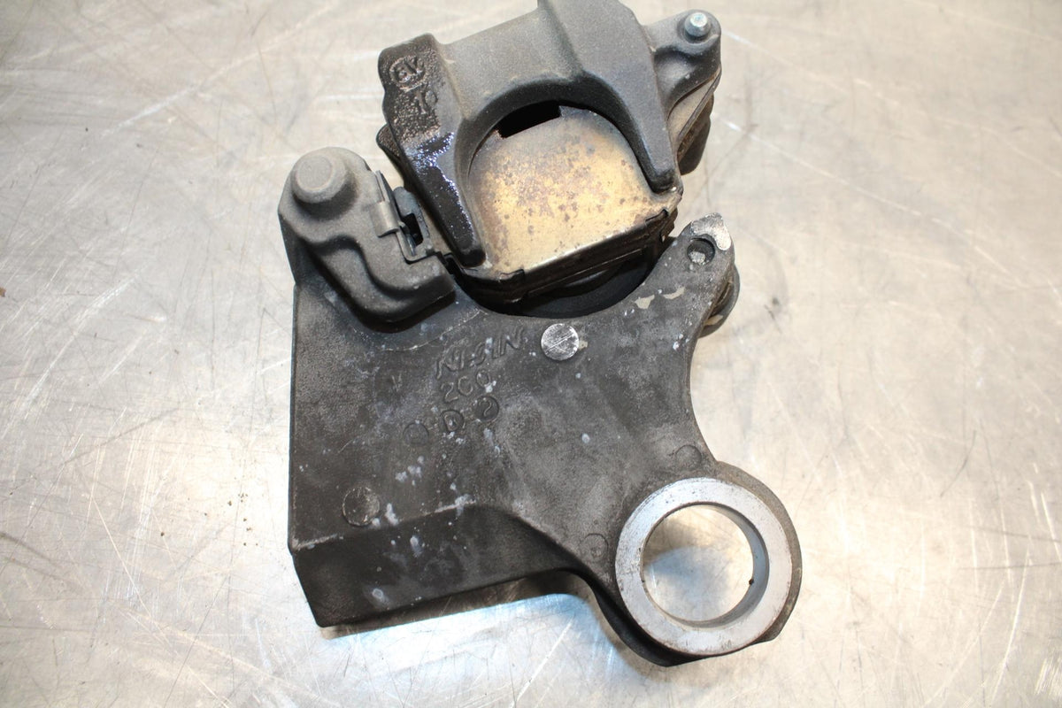 08-16 YAMAHA YZF R6 REAR BRAKE CALIPER W MOUNT BRACKET 2C0-2580W-00-00 BB465