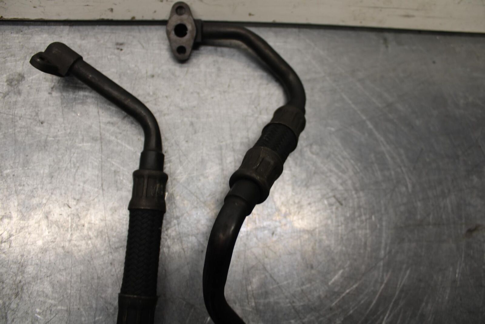 01 SUZUKI GSXR1000 ENGINE MOTOR OIL COOLER HOSES 16460-40F10 16470-40F00 BB100