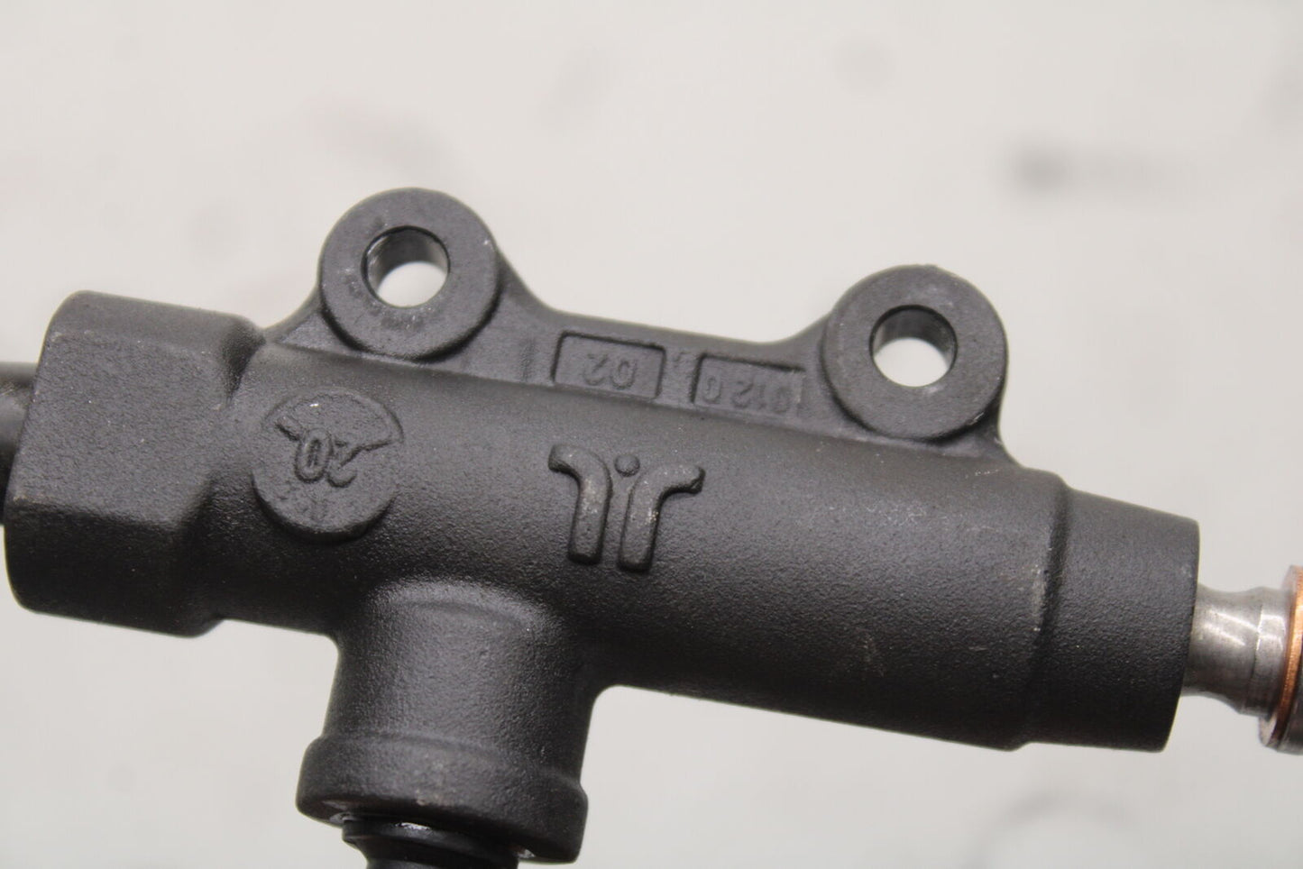 21-24 KTM 890 ADVENTURE R REAR BACK BRAKE MASTER CYLINDER W RESERVOIR BB723