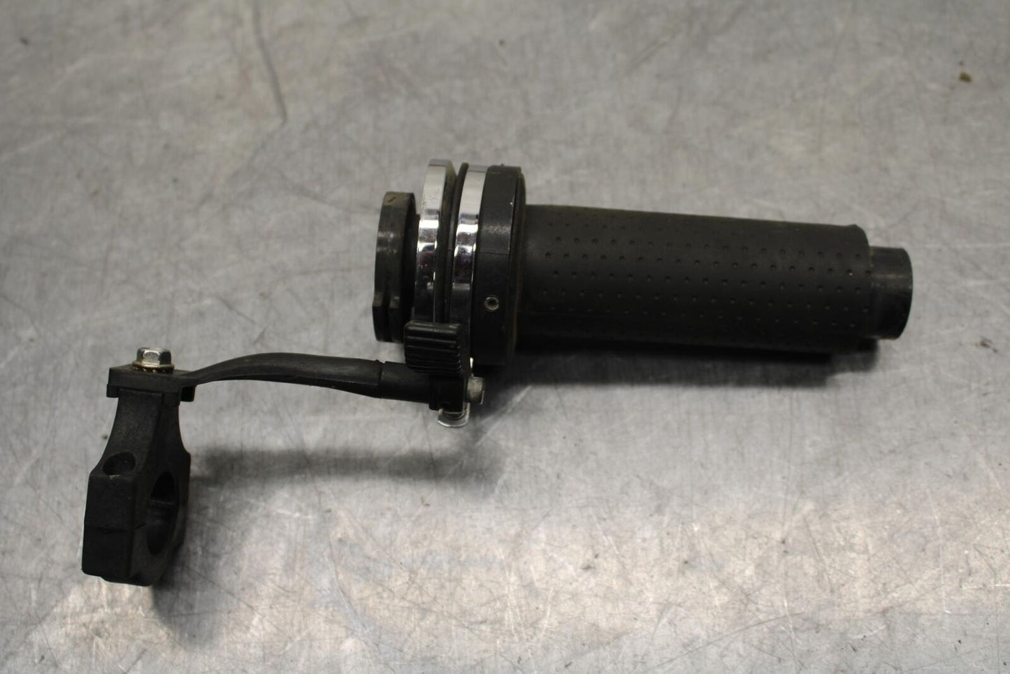 93-07 YAMAHA VMAX 1200 RIGHT THROTTLE GRIP BB634