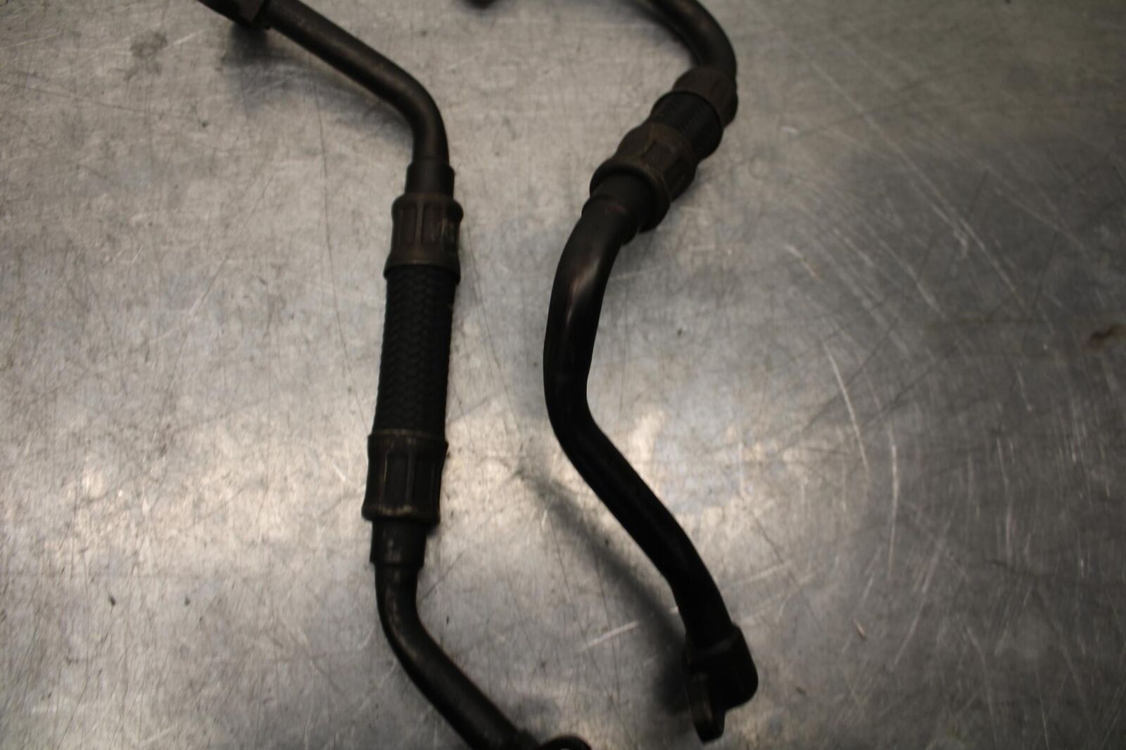 01 SUZUKI GSXR1000 ENGINE MOTOR OIL COOLER HOSES 16460-40F10 16470-40F00 BB100