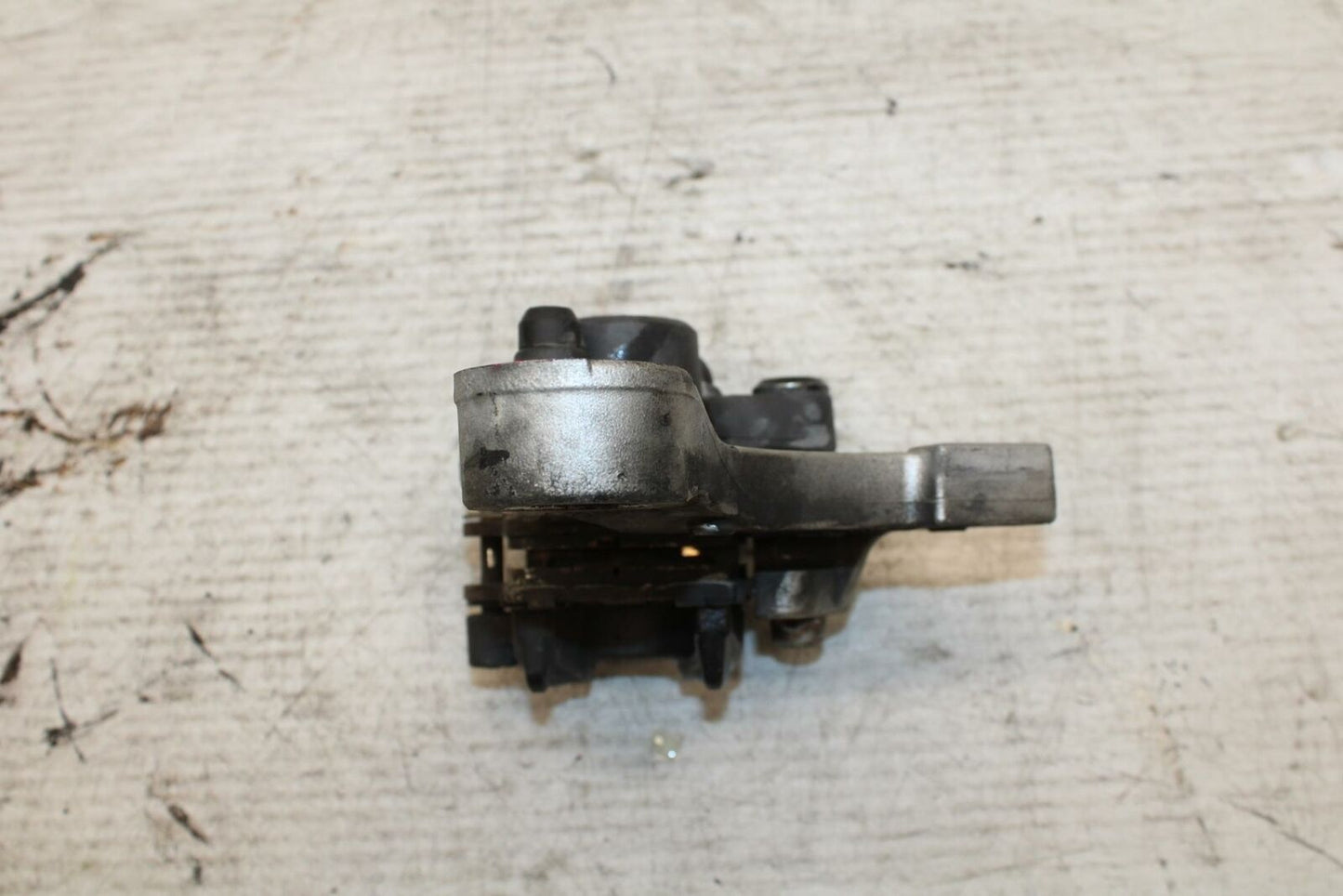 07-12 HONDA CBR600RR REAR BACK BRAKE CALIPER W MOUNT BRACKET BB309