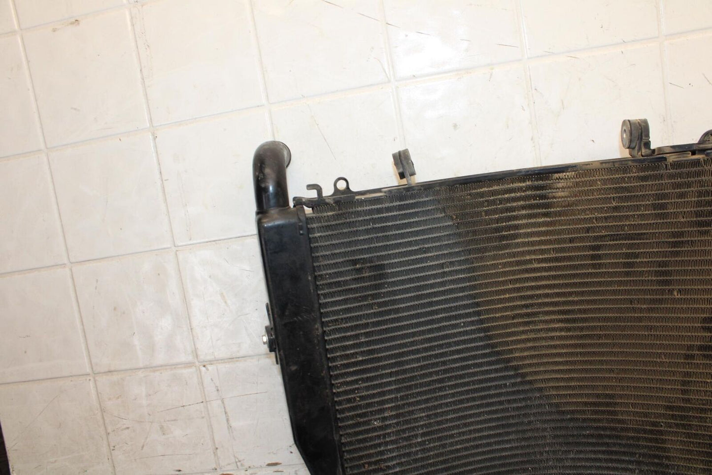 2011 Honda CBR600RR ENGINE RADIATOR COOLER COOLING RADIATER 19010-MFJ-305 BB520