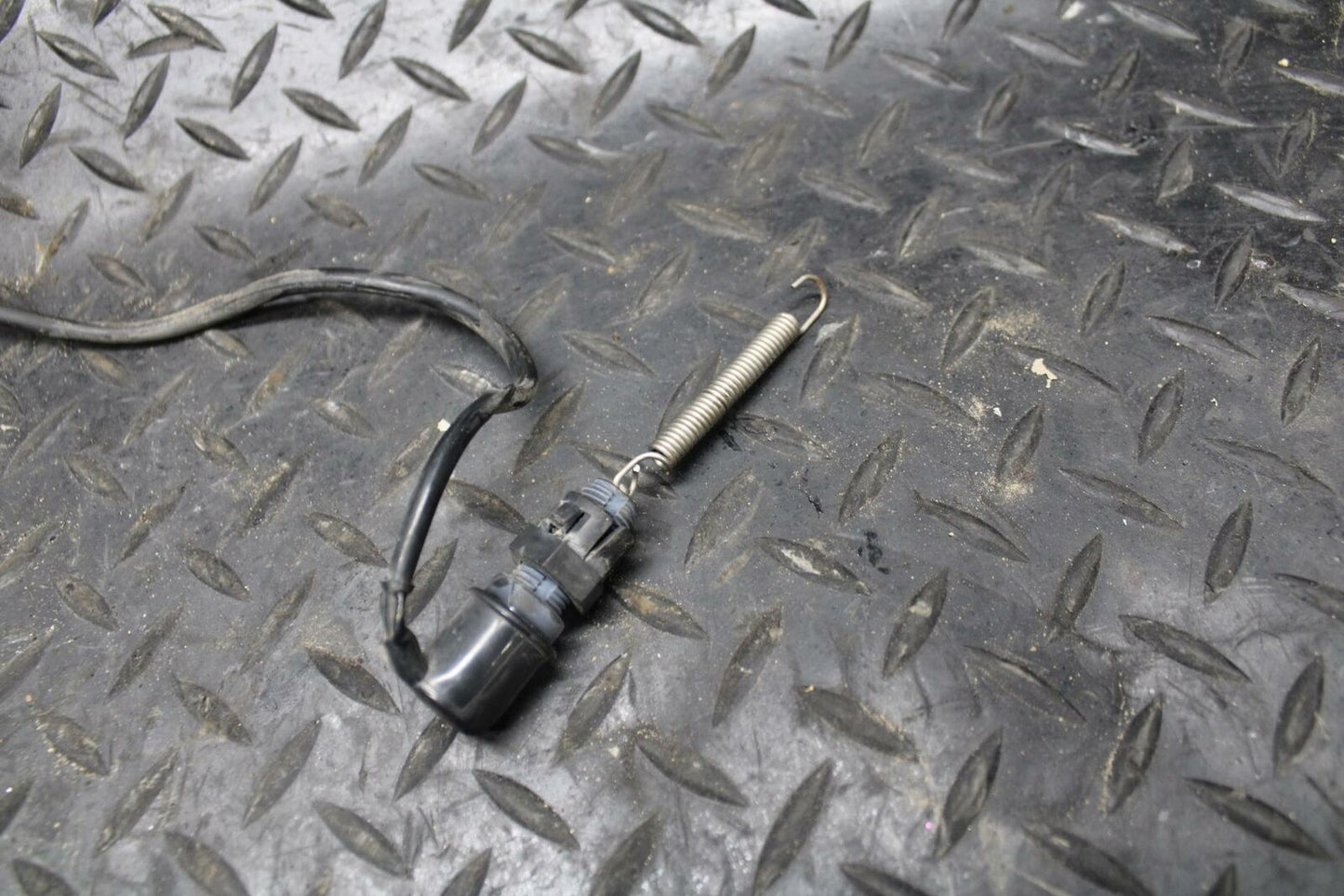 84-85 YAMAHA VIRAGO 1000 REAR BRAKE STOP SWITCH BB173