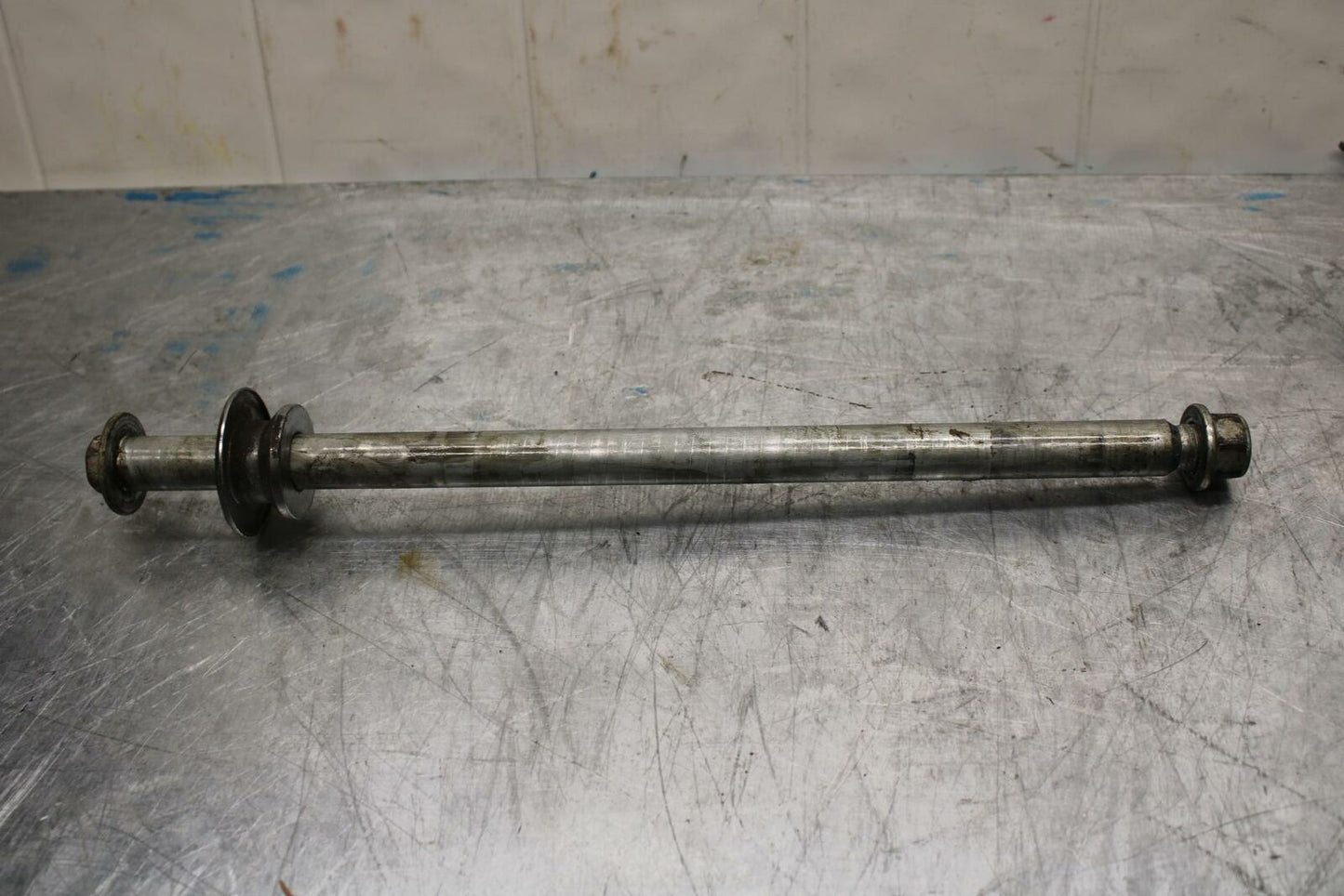 87-03 SUZUKI INTRUDER 1400 VS1400GLP REAR AXLE BACK WHEEL PIVOT BOLT AXEL BB412