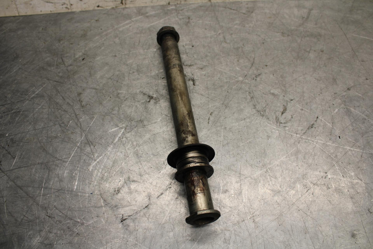 2007 Yamaha YZF R6 REAR AXLE BACK WHEEL RIM PIVOT BOLT AXEL 2C0-25381-10-00 BB52