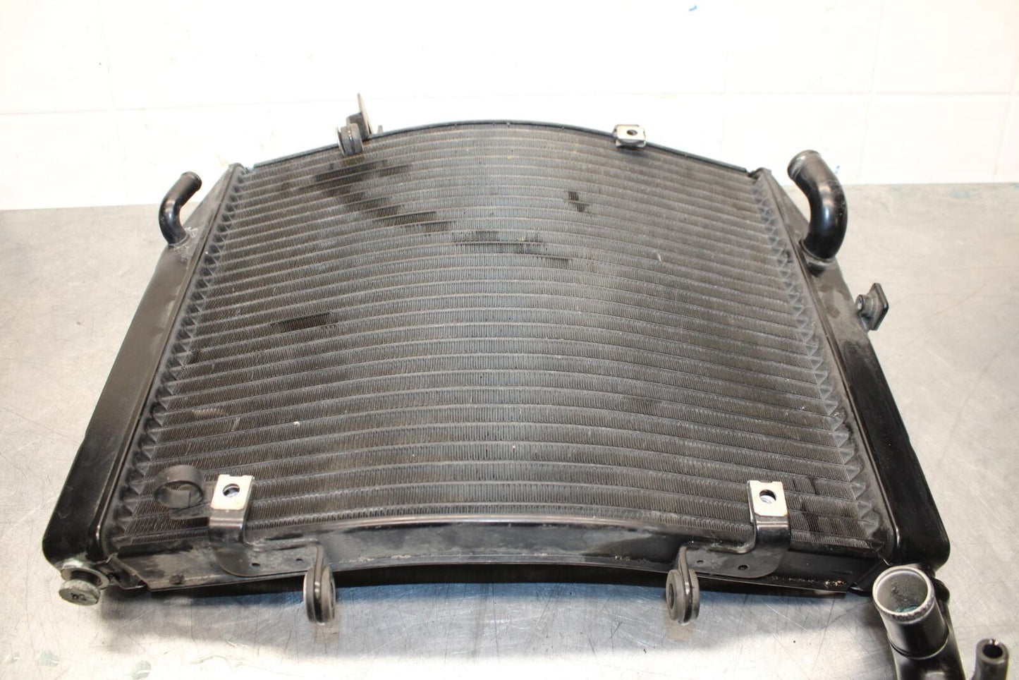 2012 Triumph Daytona 675R ENGINE RADIATOR MOTOR COOLING RADIATER BB589
