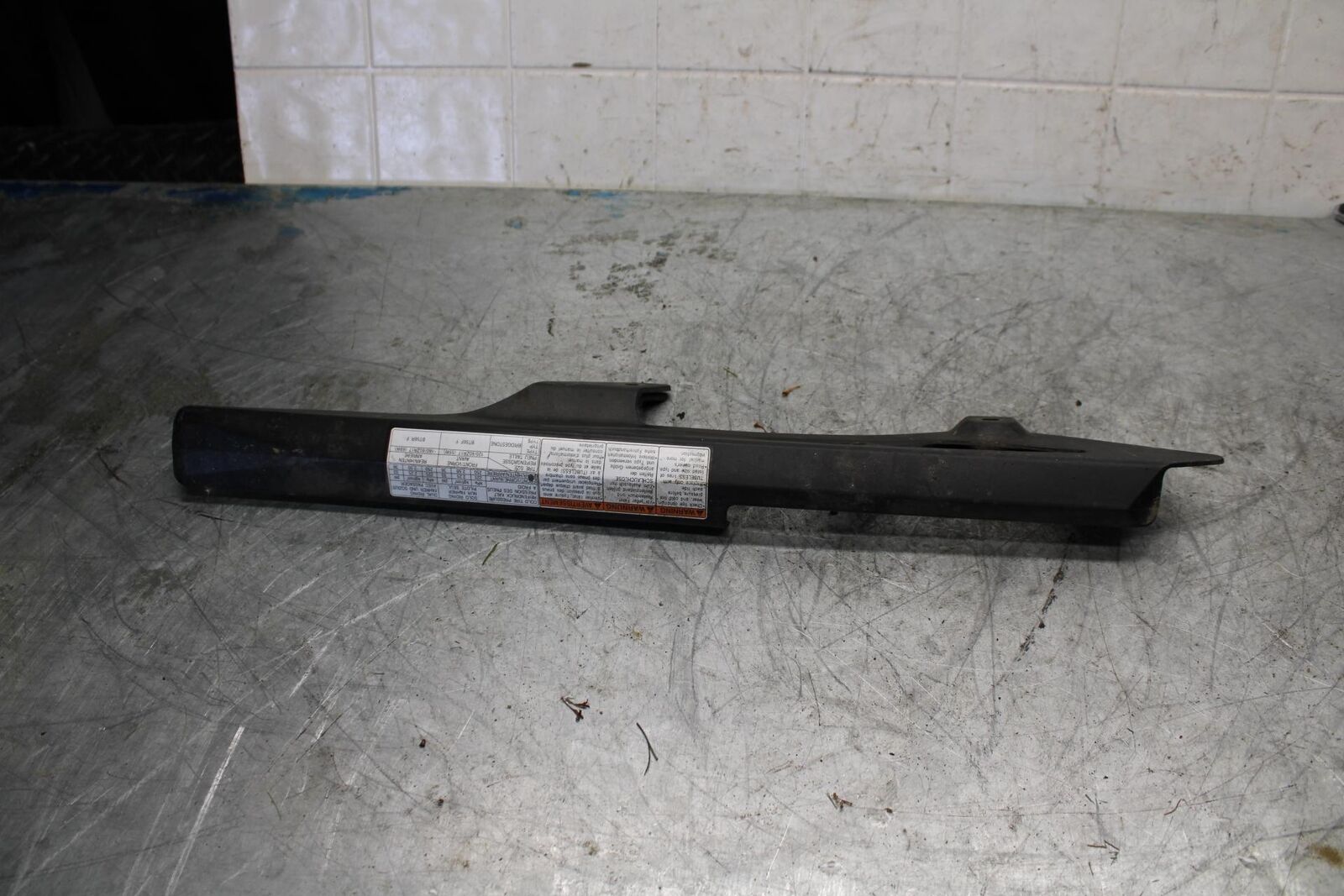 01-05 SUZUKI BANDIT 1200S GSF1200S REAR BACK DRIVE CHAIN GUARD COVER BB428