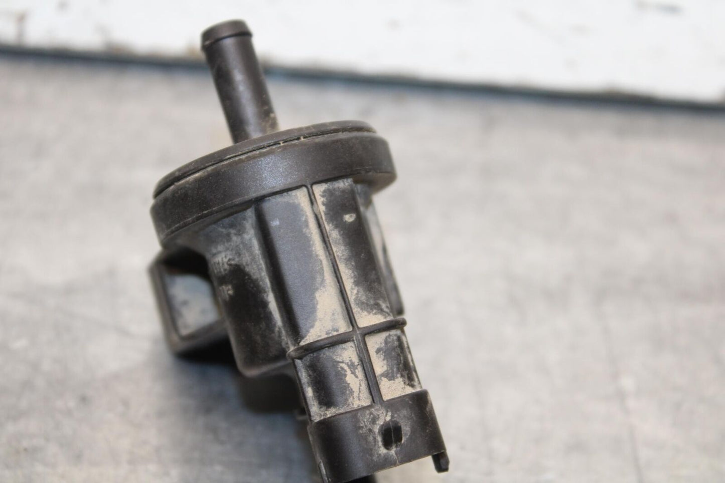 21-23 KTM 890 ADVENTURE FUEL TANK BREATHER VALVE SENSOR BB629