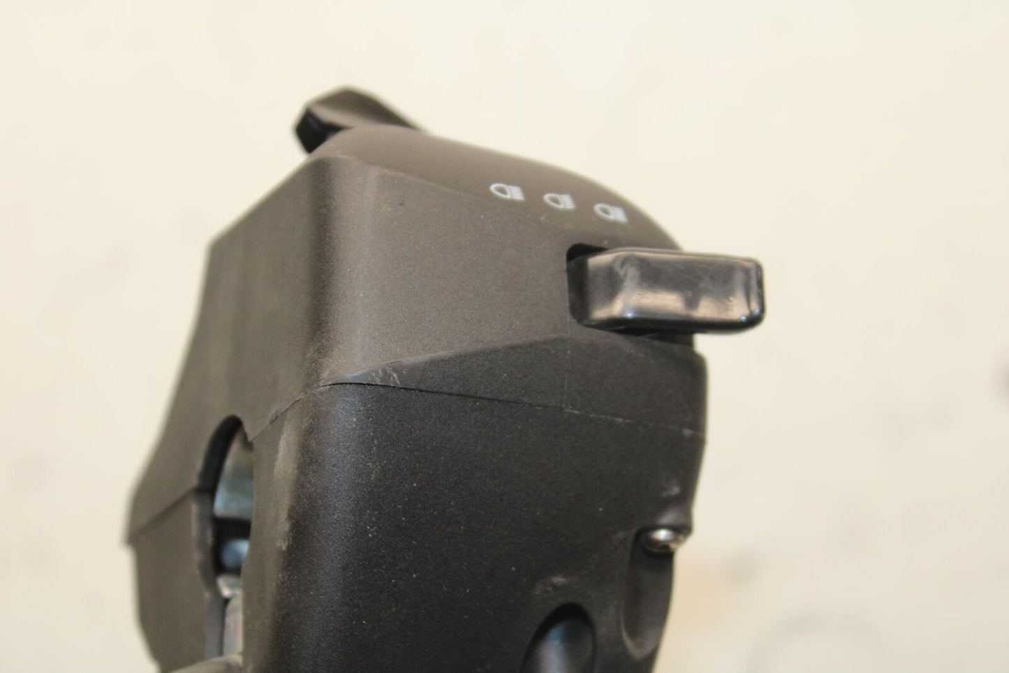 20-23 APRILIA RS660 LEFT CLIP ON HANDLE HORN SIGNALS SWITCH BB643