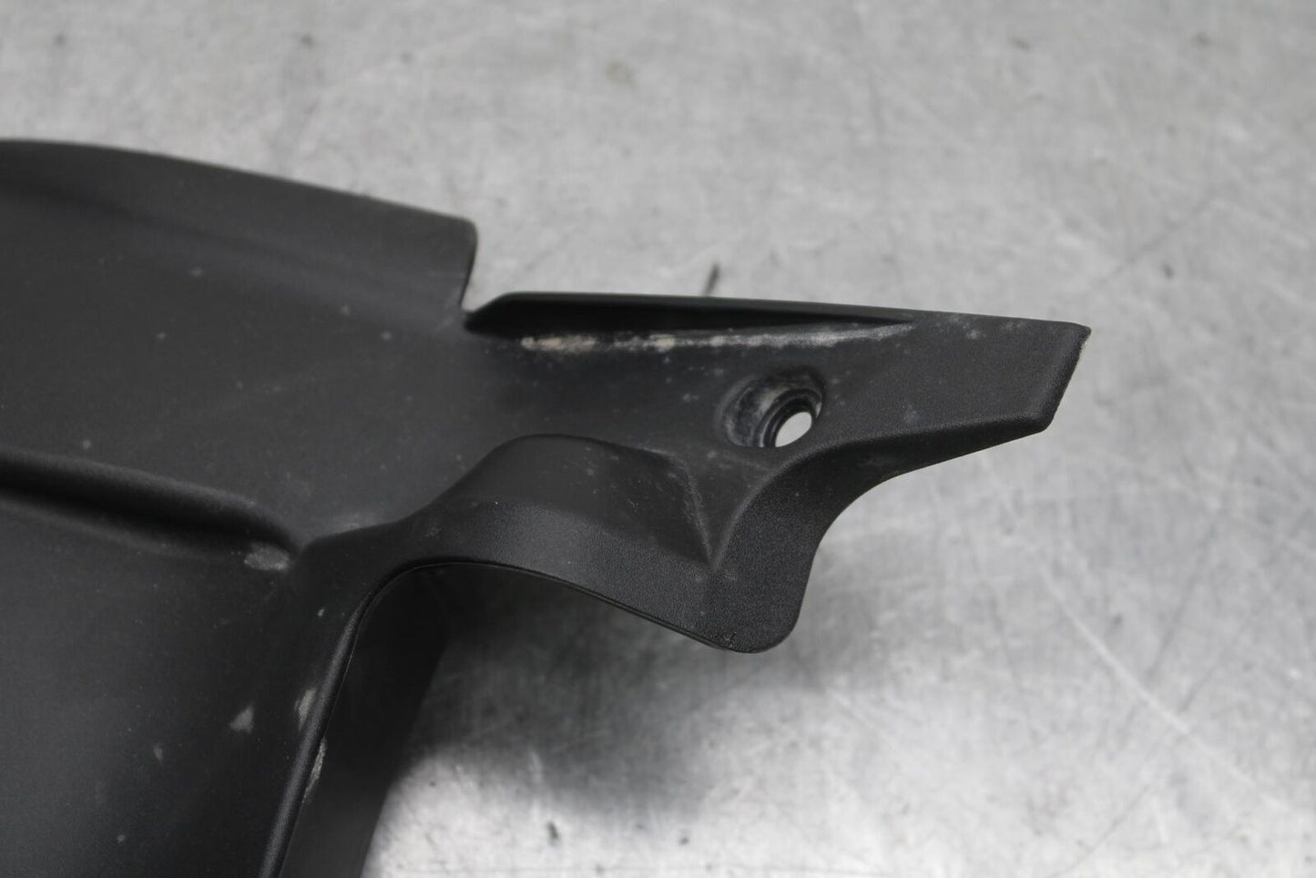 20-23 APRILIA RS660 REAR BACK WHEEL TIRE HUGGER FENDER BB643