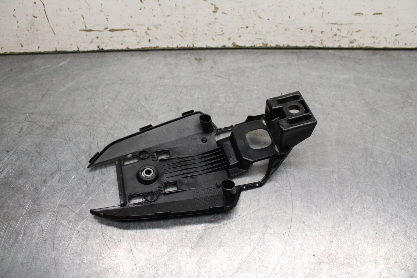 21-24 APRILIA TUONO 660 FACTORY REAR BACK SEAT BASE RECEPTACLE BB733