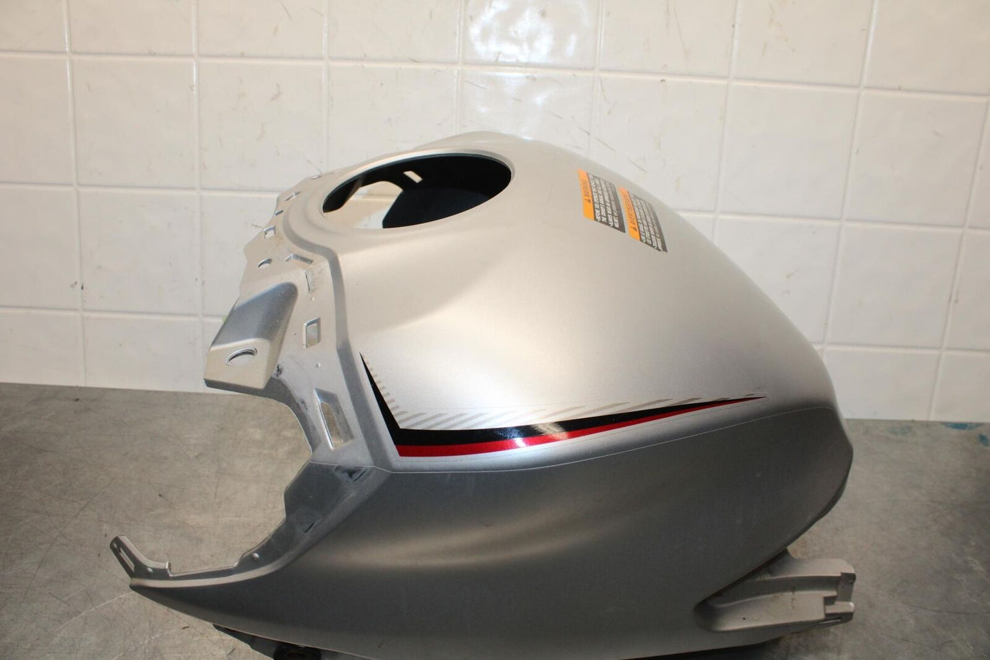 19-21 YAMAHA YZF R3 GAS TANK FUEL CELL COVER FAIRING COWL BS7-XF41D-00-P4 BB588