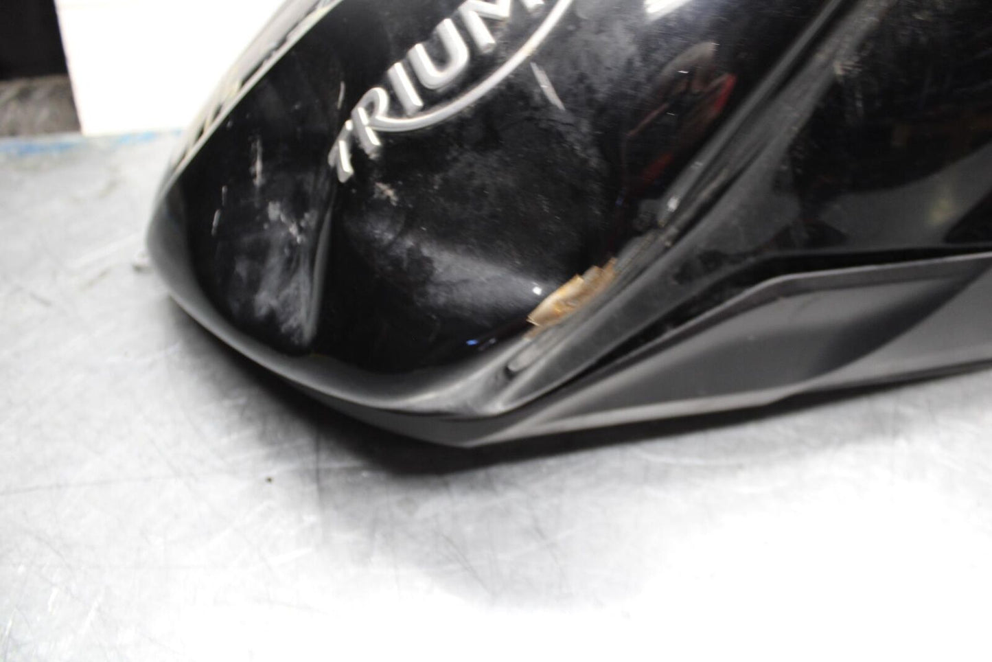 17-21 TRIUMPH STREET TRIPPLE R ABS GAS TANK FUEL CELL PETROL RESERVOIR bb452