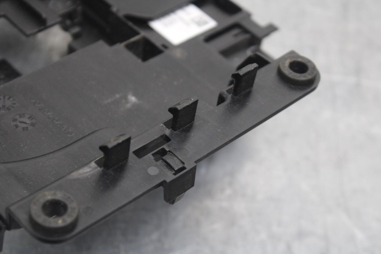 20-23 BMW F900R REAR BACK TAIL UNDERTAIL BATTERY TRAY PLASTIC BB603