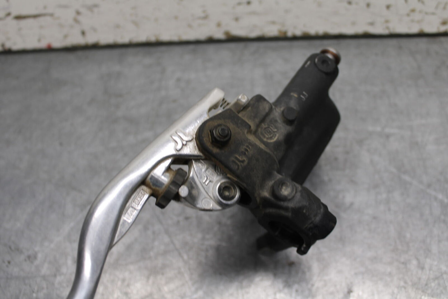 21-24 KTM 890 ADVENTURE R FRONT BRAKE MASTER CYLINDER w/ LEVER BB723
