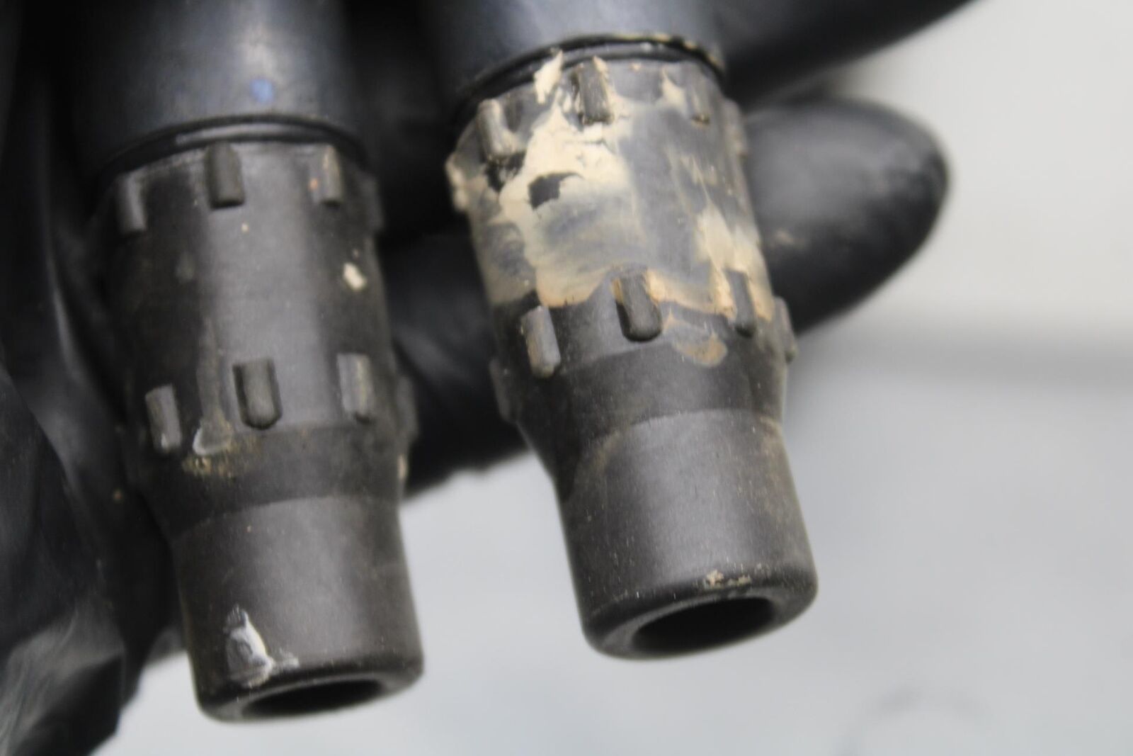 01-03 SUZUKI GSXR600 IGNITION COILS COIL SPARK PLUG CAPS 33410-35F00 BB633