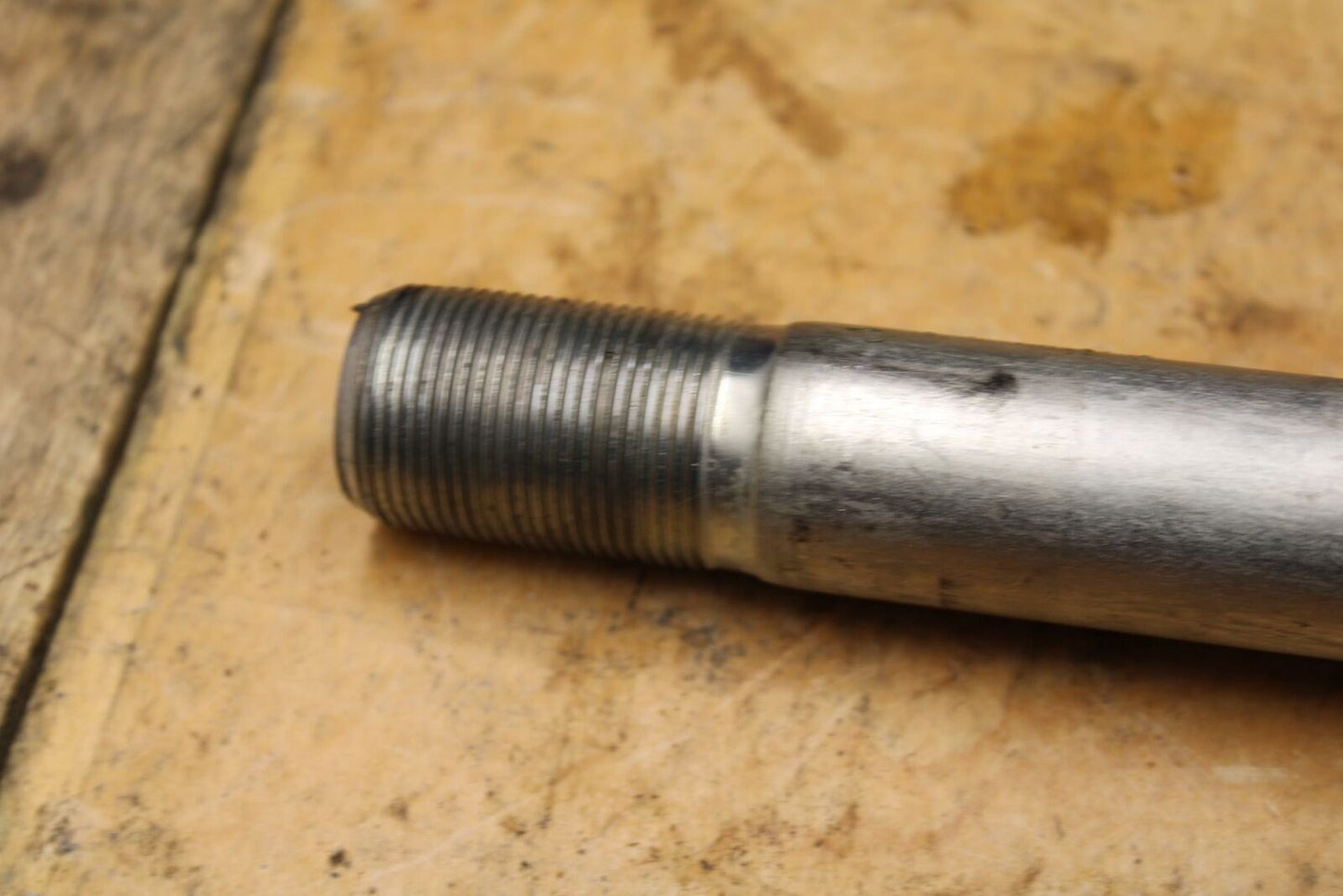 19-20 KAWASAKI NINJA ZX6R FRONT WHEEL RIM AXLE PIVOT BOLT BB338