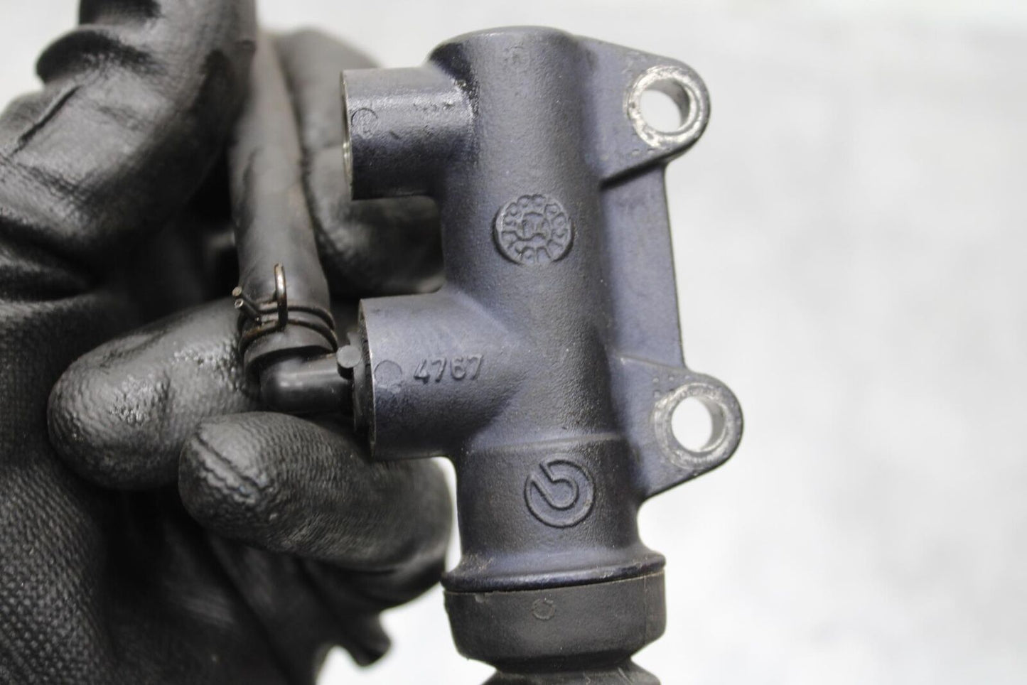 2005 Ducati Monster S2R REAR BACK BRAKE MASTER CYLINDER W RESERVOIR BB557