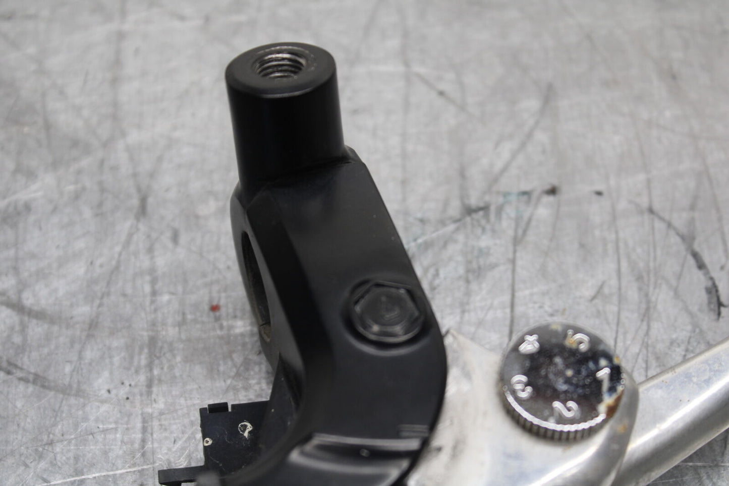 12-17 KAWASAKI ER-6N Z650 CLUTCH PERCH MOUNT WITH LEVER BB709