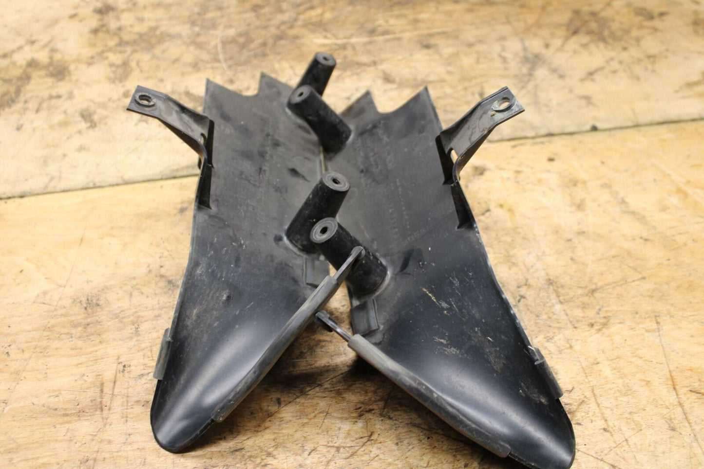 98-05 HONDA SUPER HAWK 1000 VTR1000F RIGHT LEFT FRONT DUCT COVERS PANELS BB341