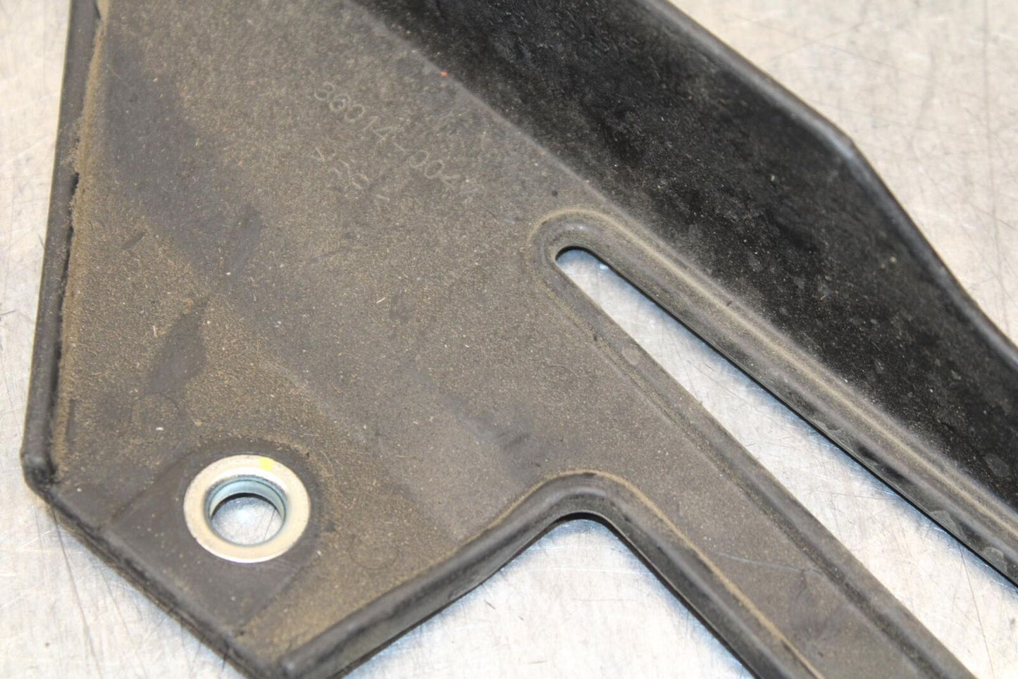 17-20 KAWASAKI NINJA 650 EX650 ABS REAR BACK DRIVE CHAIN GUARD BB88