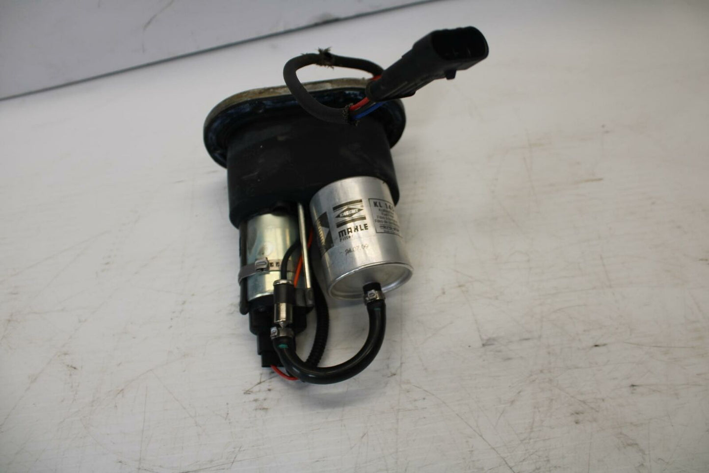 10-11 APRILIA RSV4 FUEL PUMP GAS PETROL SENDER UNIT BB268