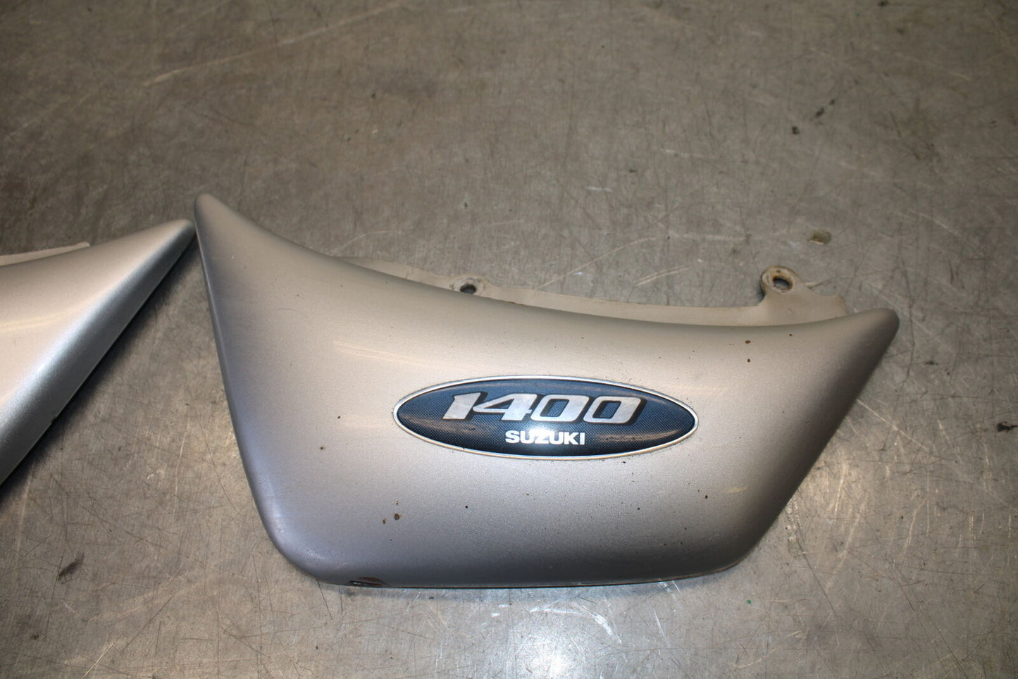 87-03 SUZUKI INTRUDER 1400 VS1400GLP SIDE COVER PANEL COWL FAIRING BB702