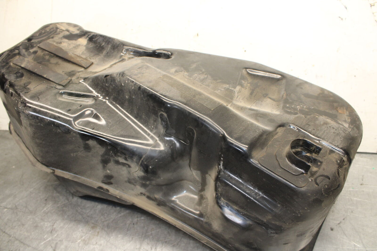 93-00 HONDA GOLDWING 1500 GL1500SE GAS TANK FUEL PETROL RESERVOIR BB700