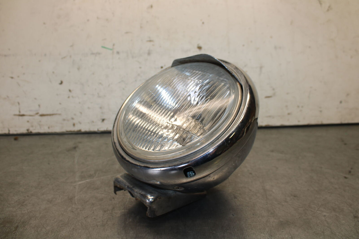 87-03 SUZUKI INTRUDER 1400 VS1400GLP FRONT HEAD LIGHT HEADLIGHT LAMP BB702