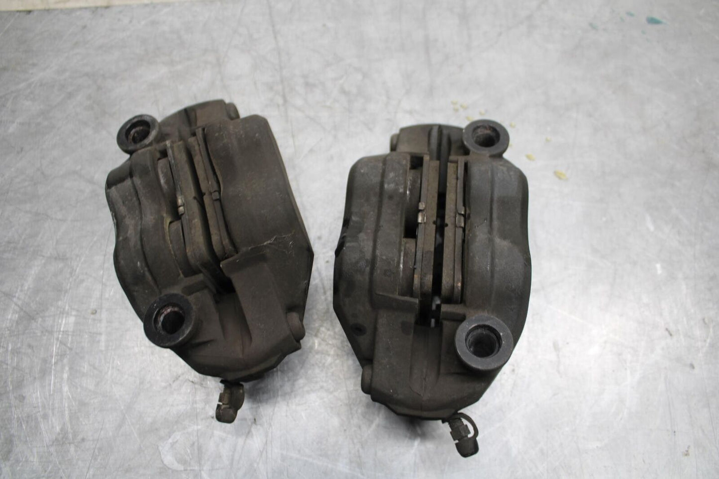 05-06 HONDA CBR600RR RIGHT LEFT FRONT BRAKE CALIPER SET PAIR CALIPERS BB479