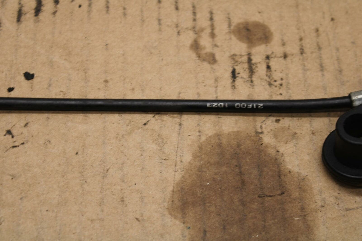 01 SUZUKI GSXR1000 REAR PASSENGER SEAT LATCH LOCK ASSEMBLY BB155b