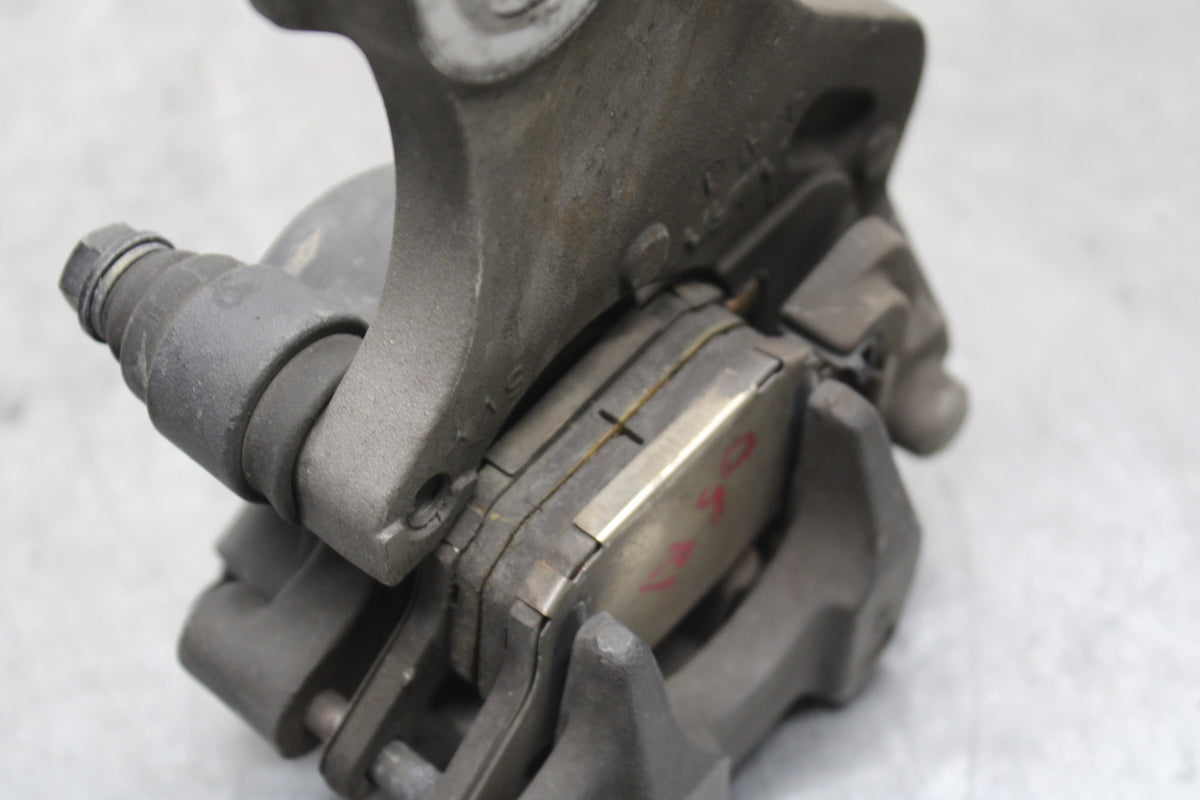 04-05 YAMAHA YZF R1 REAR BACK BRAKE CALIPER W MOUNT BRACKET BB131