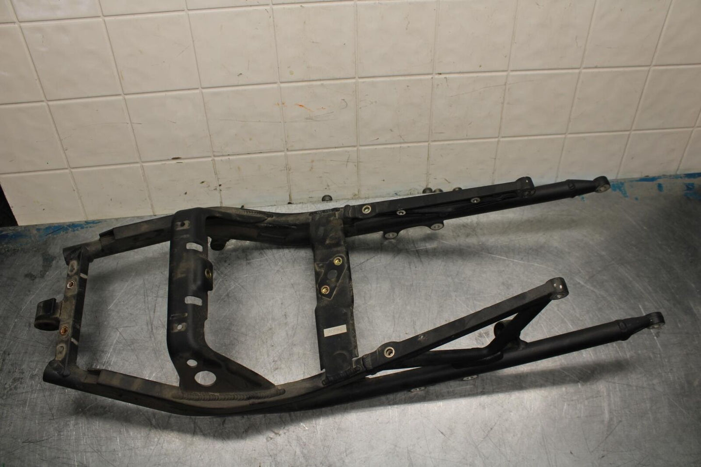 06-07 TRIUMPH DAYTONA 675 DAYTONA 675 REAR SUBFRAME BACK SUB FRAME BB441