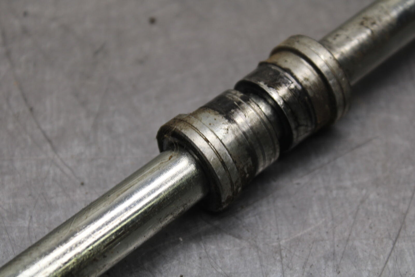 13-16 KTM 390 DUKE FRONT WHEEL RIM AXLE PIVOT BOLT BB748