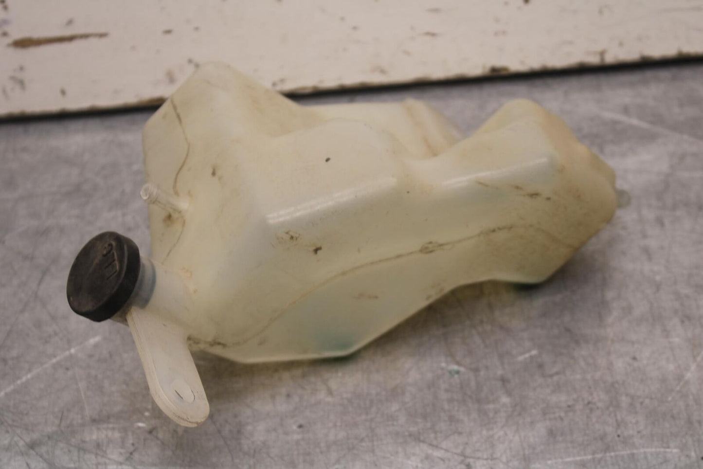 2013 Suzuki Boulevard C50T COOLANT WATER TANK RESERVOIR BOTTLE 17910-40H00 BB625